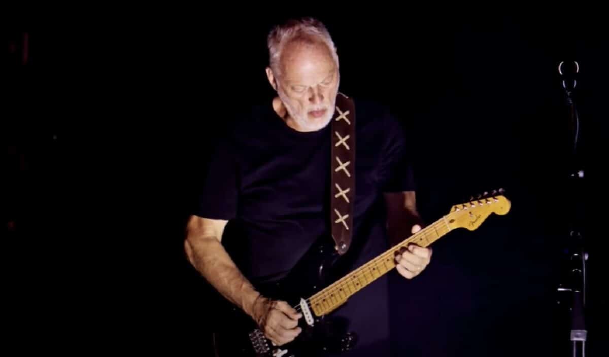 David Gilmour (Pink Floyd): su mítica Stratocaster se convierte en la guitarra más cara del mundo (14,5 millones)